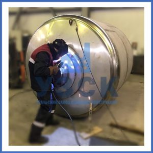 Купить баки и ёмкости из нержавеющей стали от завода УЗСК в Камышине